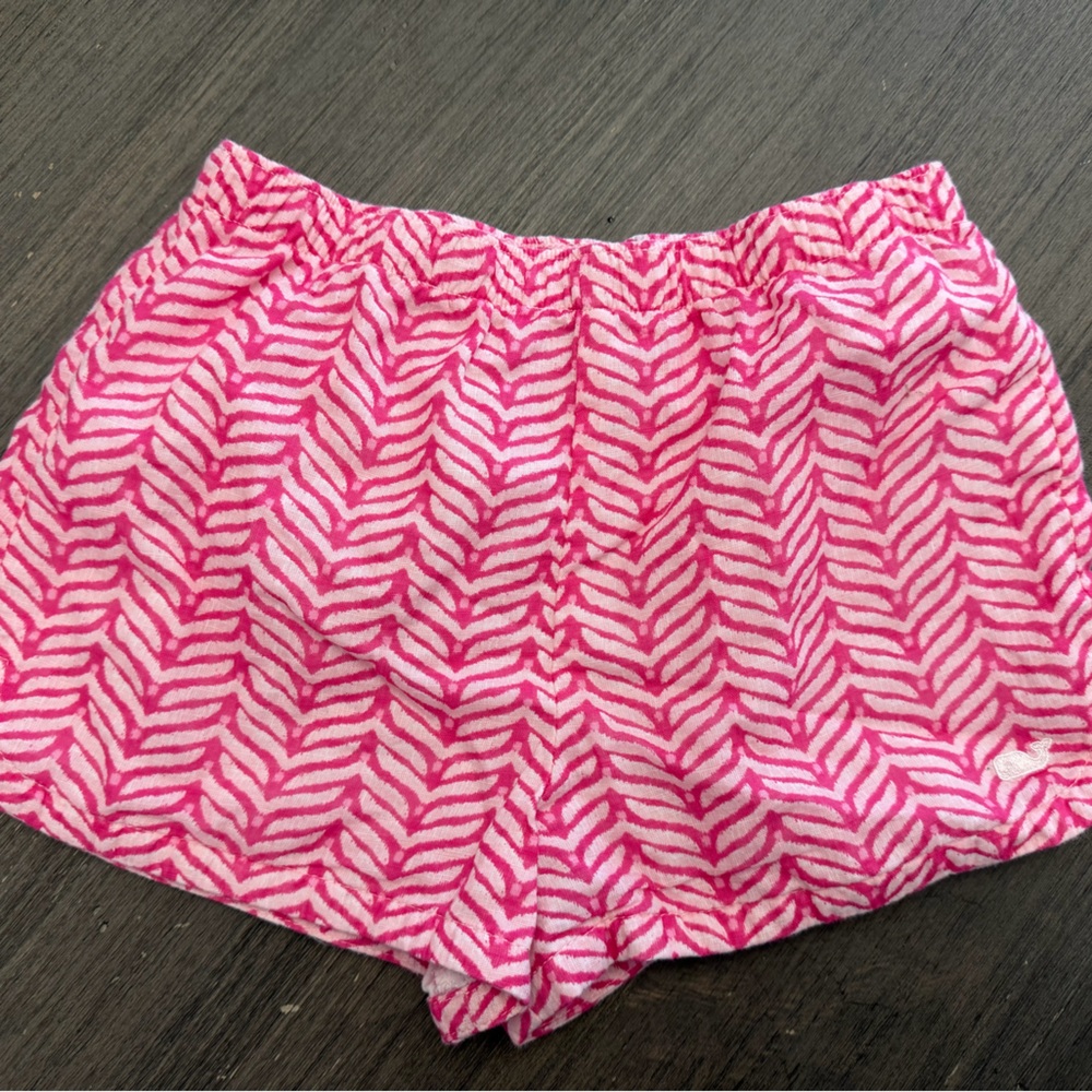 Girls Vineyard Vines Pink and White whale tale Shorts
